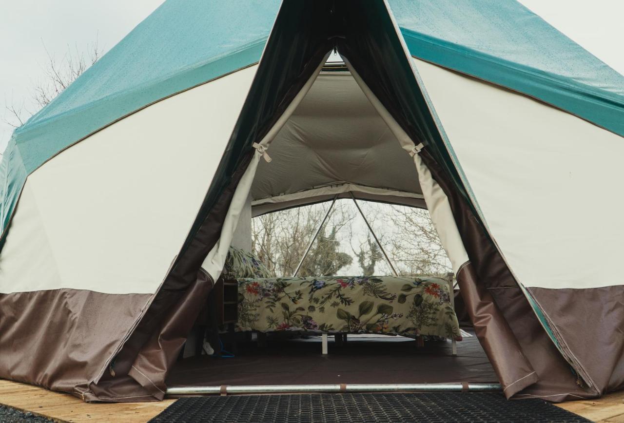 Little River Glamping Баллимони Экстерьер фото