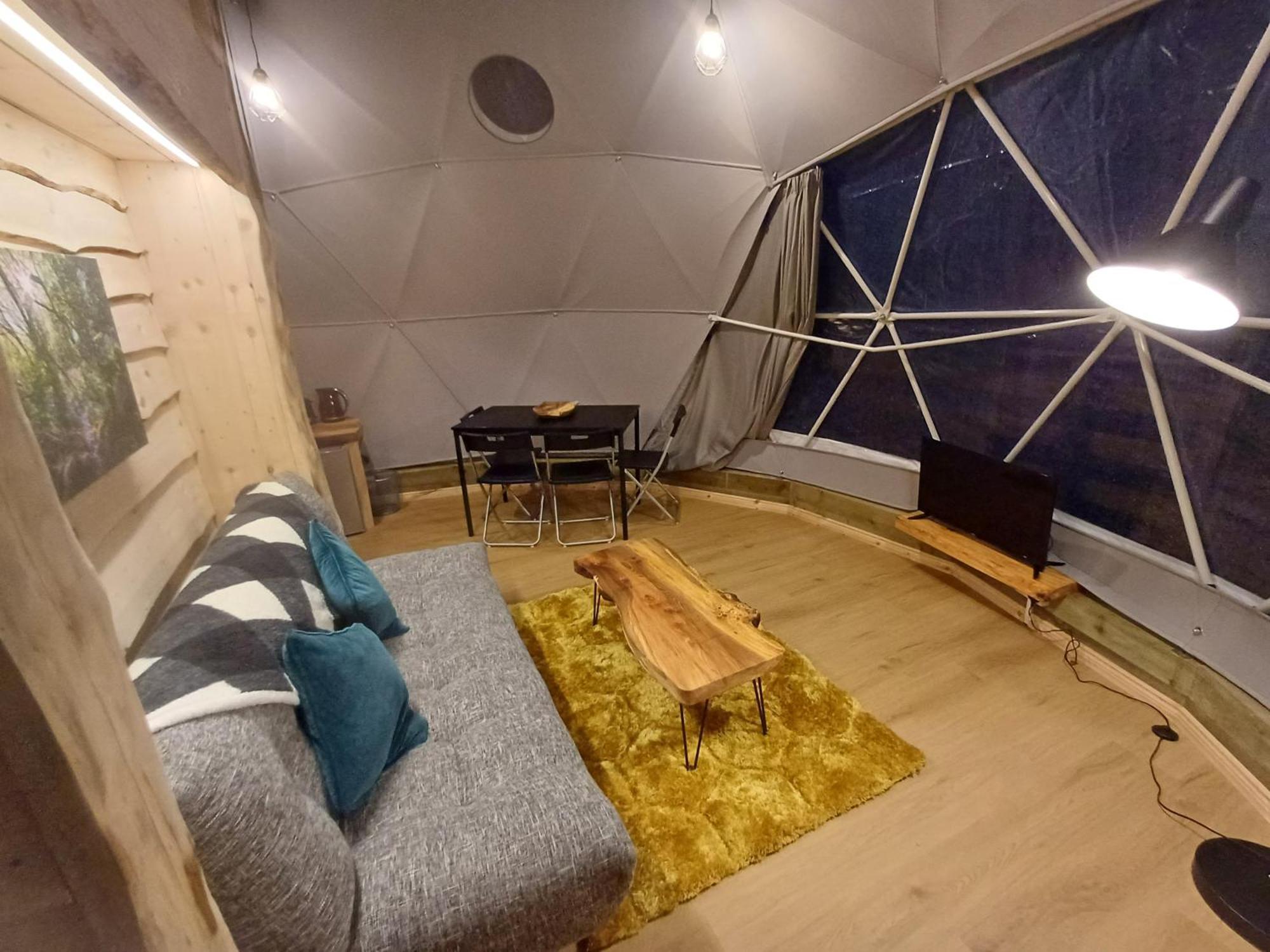 Little River Glamping Баллимони Экстерьер фото